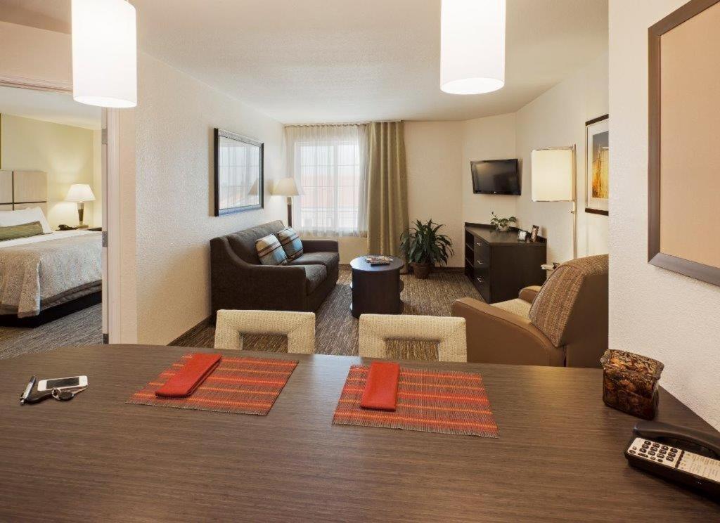Candlewood Suites Lakewood, An Ihg Hotel מראה חיצוני תמונה