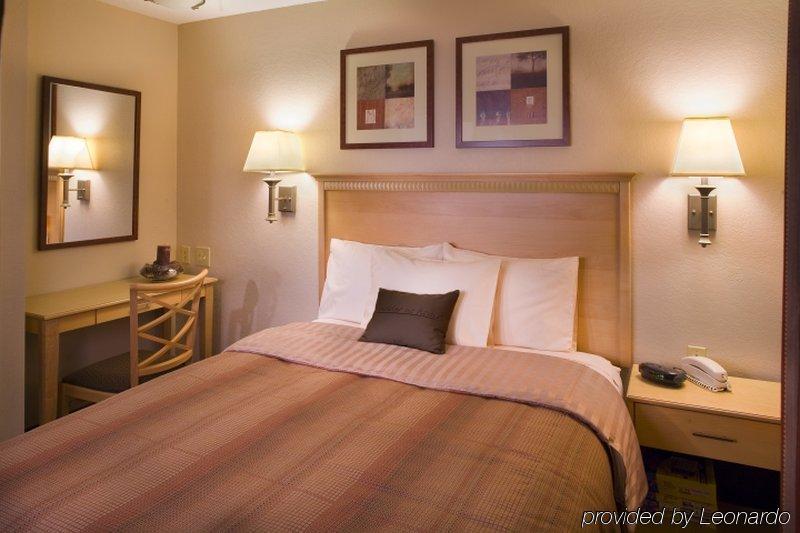 Candlewood Suites Lakewood, An Ihg Hotel חדר תמונה